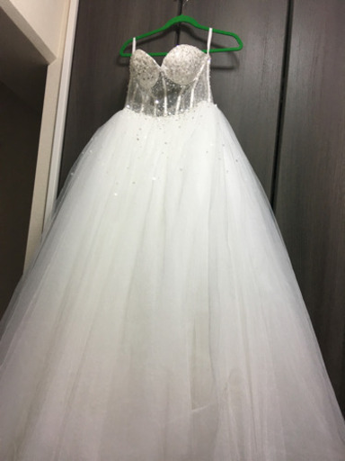 ウェディングドレス