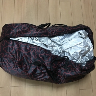 ヴェゼル（VEZEL）のボディカバーの画像