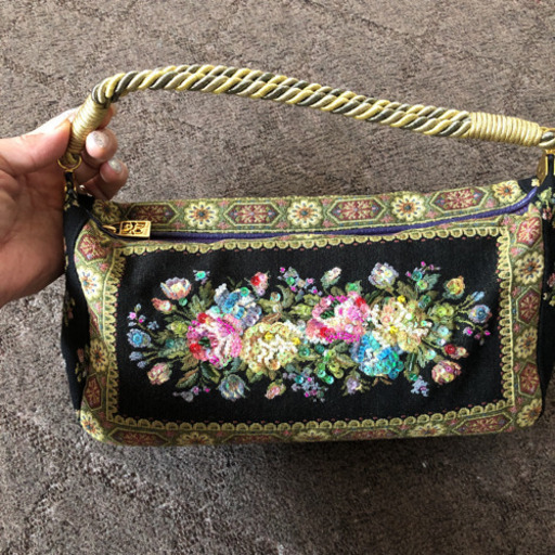 超美品‼️Think Bee セカンドバック