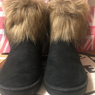 ムートンブーツ︎︎︎︎︎☺︎