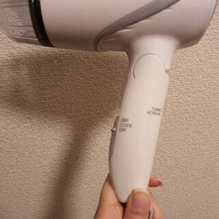 ヘアドライヤーです。