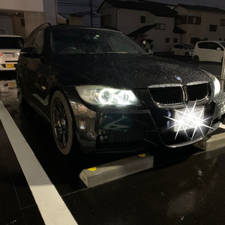BMW 320i ツーリング Mスポ