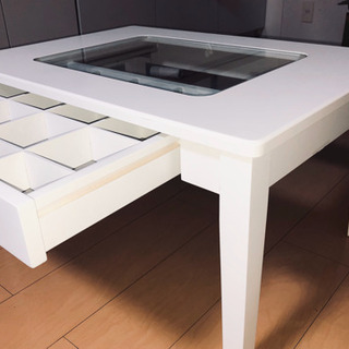 ☆ コレクションテーブル　白　☆取引決まりました‼️の画像