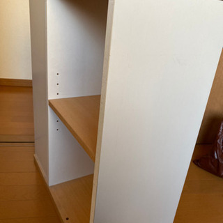 収納棚の画像