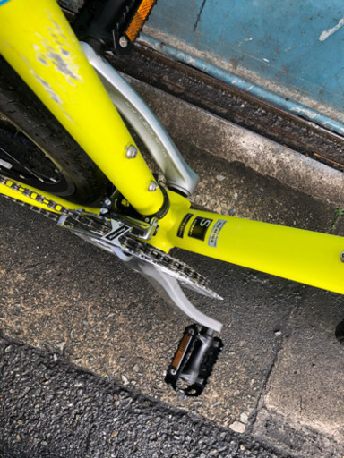 美品　2018年モデル　GIANT ESCAPE R3 ジャイアント　エスケープ　高年式　直接引き取りのみ
