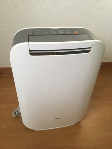 TOSHIBA 除湿乾燥機　2012年製　取り扱い説明書付き