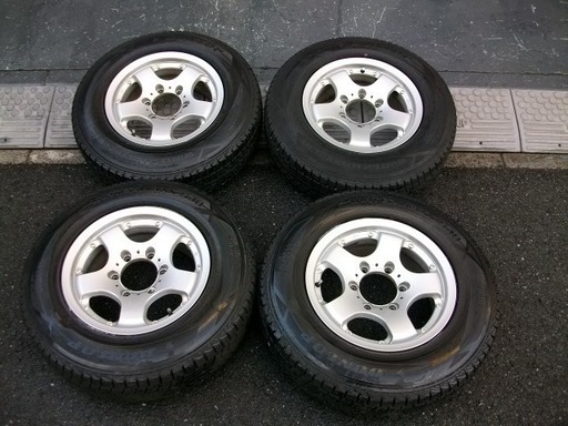 ハイエース195/80R15 96Q スタッドレスタイヤ　アルミホイールセット DUNLOP WINTERMAXX SJ8