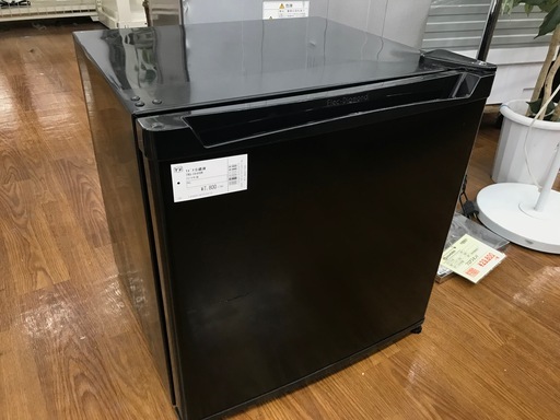 格安！！！　2019年製　1ドア冷蔵庫　TQM-0146BK