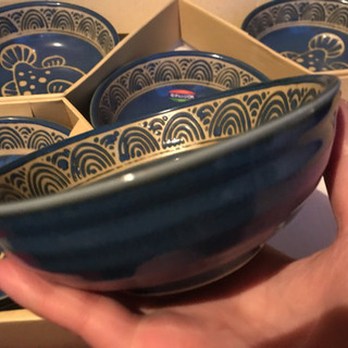 ふぐ柄の食器の画像