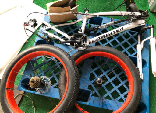 ファットバイク 26インチ極太タイヤカラーアラカルト