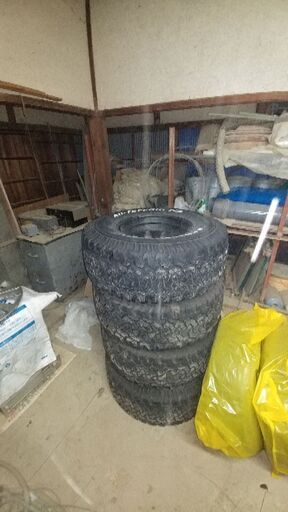 MT15インチホイール　ランドクルーザー、プラド70