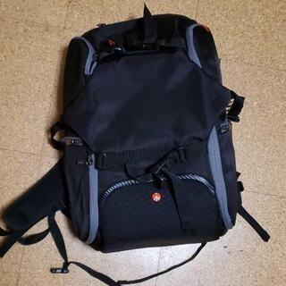涙の値下げ！！【ほぼ新品】【新品の6割引】カメラバッグ リュック Manfrotto  MB MA-BP-TRV

の画像