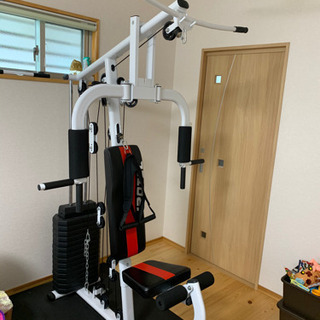 トレーニングマシンの画像