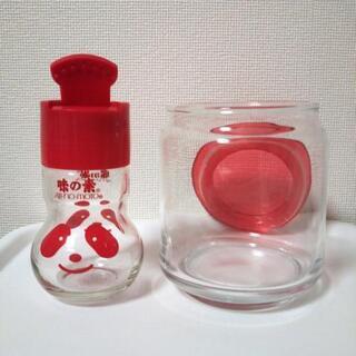 ダイソー/ゴムパッキン付き保存瓶&味の素/アジパンダ調味料入れ 各1ヶ/レッドの画像