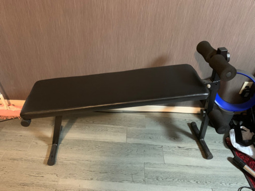 ワークアウトベンチ　腹筋　背筋　折りたたみコンパクト