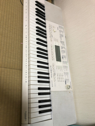 電子ピアノ