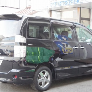 ★誰でもクルマがローンで買えます！！★自社ローン専門中古車販売店！！　　　トヨタ　　ヴォクシー　　Z　煌の画像