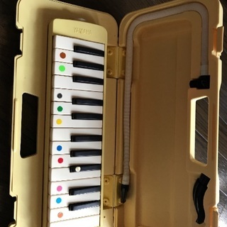 中古ピアニカ