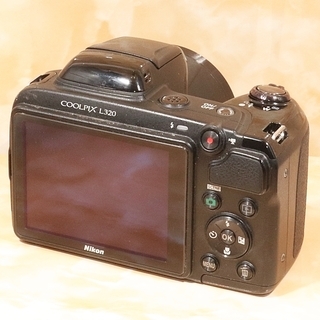 ★スマホ転送＆26倍ズーム★ニコン クールピクス L320の画像