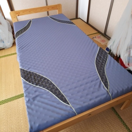 値下げ◆東京西川 [AIR(エアー)] マットレス ネイビー/ハード シングル 高反発 厚み8cm 特殊立体波型凹凸構造◆臼杵市内取りに来れる方希望
