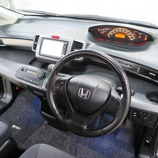ホンダのフリード！！人気のコンパクトカーが入りましたよ！の画像