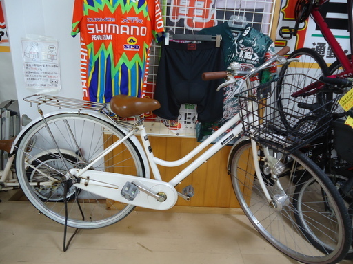 ⑨【エコプラス小倉南店】27インチ ママチャリ 一般車 ホワイト 自動点灯LEDライト 自転車 中古車 スタッフ向井おすすめ!! 小倉 南 湯川 北九州 福岡 自転車 チャリ スポーツ車 完成車 MTB クロスバイク ロードバイク