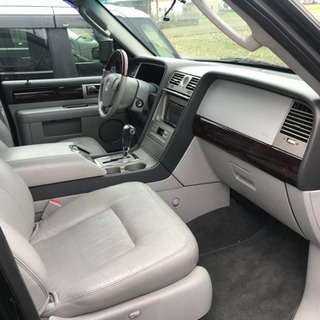 06リンカーン　ナビゲーターの画像