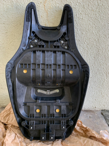 TMAX530~500(SJ08J) (SJ12J)シートAssy シグナス、V125