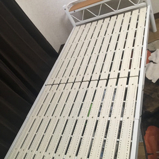 ベッド