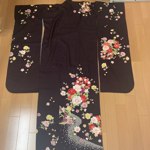振袖　焦げ茶色