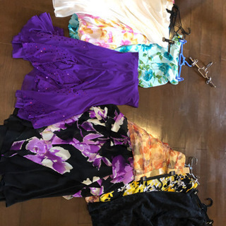 社交ダンスのドレスの画像