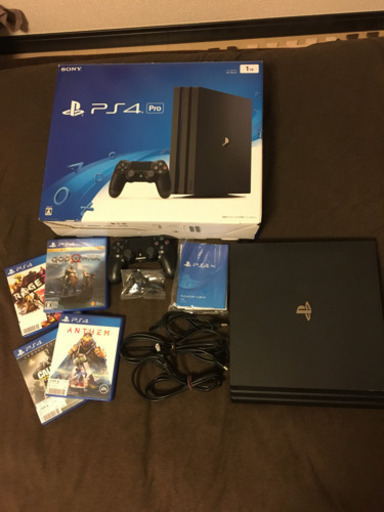 【1/19まで】PS4pro(付属品全てあり)＋ゲームソフト4本