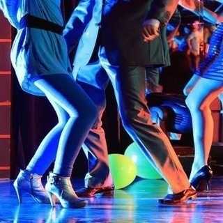 最初から始める !!サルサ ペアダンス 体験参加者を募集しています。  ◇ダンス経験ゼロの男女大歓迎 ◇１月 ２０日　月曜日　１０：５０～１１：５０ - メンバー募集