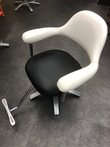 美容室 椅子 タカラベルモント