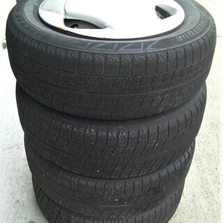 お買い得・ブリジストン・ブリザック・スノータイヤ☆BLIZZAK REVO2　スタッドレスタイヤ175/65R14 4穴鉄ホイール付4本セット◆1本はパンクの画像