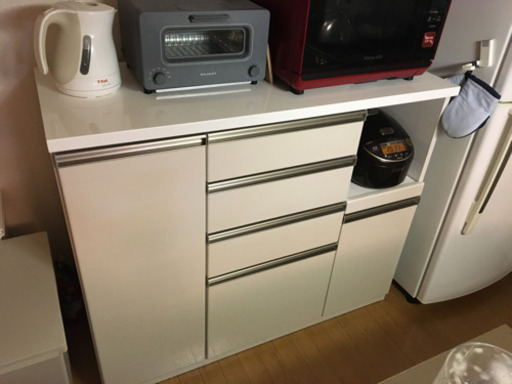 【最終値下げ】キッチンカウンター（食器棚）