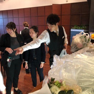 パーティースタッフ】やりがい＆楽しさ満載ヽ(^。^)ノ　高時給(^^♪　高校生ＯＫ！の画像