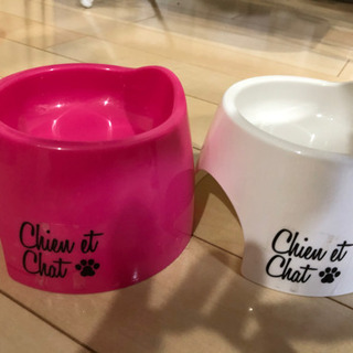 犬猫　餌皿　ダイソーの画像