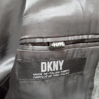 緊急値下。DKNYダナ・キャランスーツ、上下セット3つボタンの画像