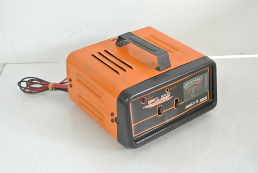 小型 コンパクト HI POWER CHARGER バッテリーチャージャー MARKX6 sun-elec　充電器