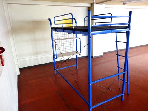 札幌市内限定◆ハイベッド◆メーカー不明　ロフトベッド　スチールフレーム　床面高約156cm　シングルサイズ　USED