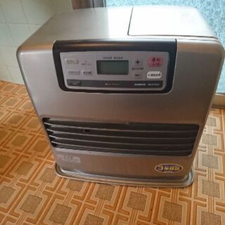 大きめ15〜20畳用 ダイニチ石油ファンヒーター