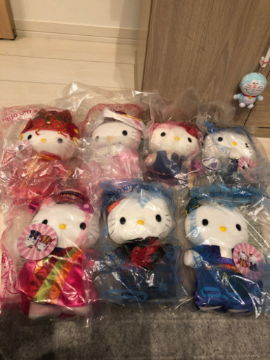 キティちゃんダニエルぬいぐるみ　7体セット
