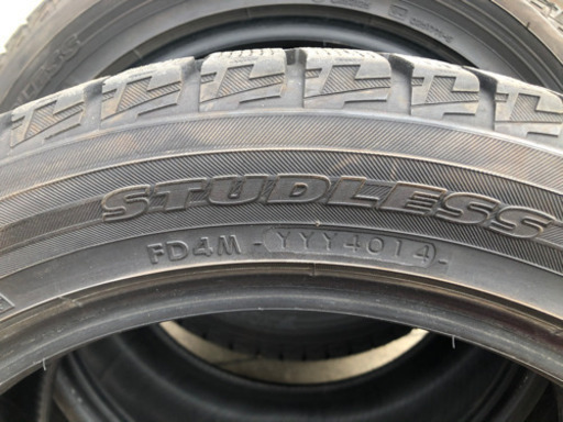 （終了しました）[管678] ヨコハマ スタッドレス 215/50R17 中古4本セット　組み替え工賃込み（2014年製造）
