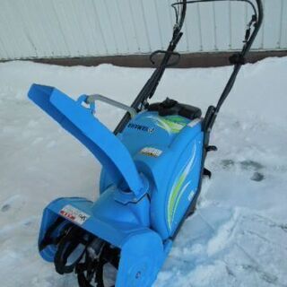ＹＡＭＡＨＡ　除雪機　ＹＵ240　ヤマハ　２，４馬力４０幅　小型...