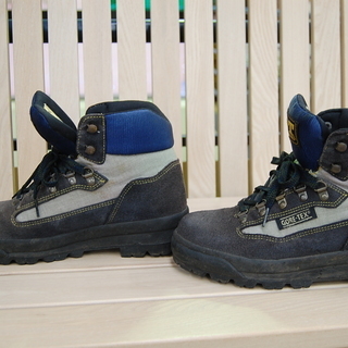 約25cm G.T.HAWKINS トレッキングシューズ GT-9901 ブラック×グレー系 6 1/2  登山 アウトドア ホーキンス 靴 ☆ 札幌市 清田区 平岡の画像