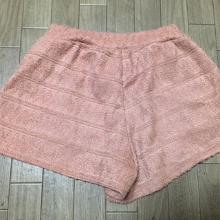 papillonnerのダスティーピンクのショートパンツの画像