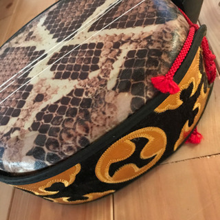 週末限定値下げ！三線　沖縄　ケース付き　ジャンクの画像