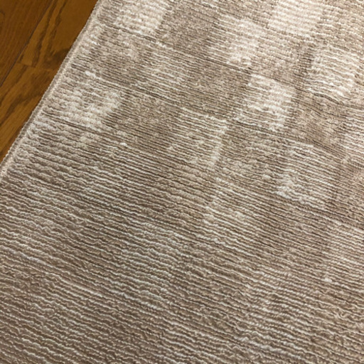 ベージュ　カーペット