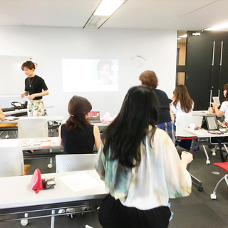 『写真の撮られ方特講』メイクアーティストとフォトグラファーが教えます！の画像